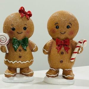 Gingerbread Figurines with Red and Green Bows